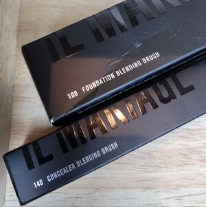 IL MAKIAGE Foundation Blending Brush - Black